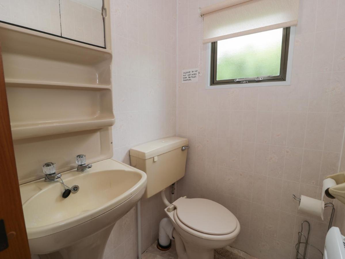 Fron Dderw Caravan Holyhead Εξωτερικό φωτογραφία