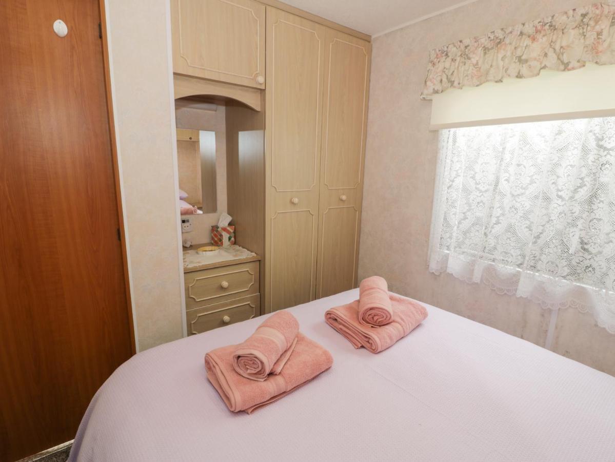 Fron Dderw Caravan Holyhead Εξωτερικό φωτογραφία