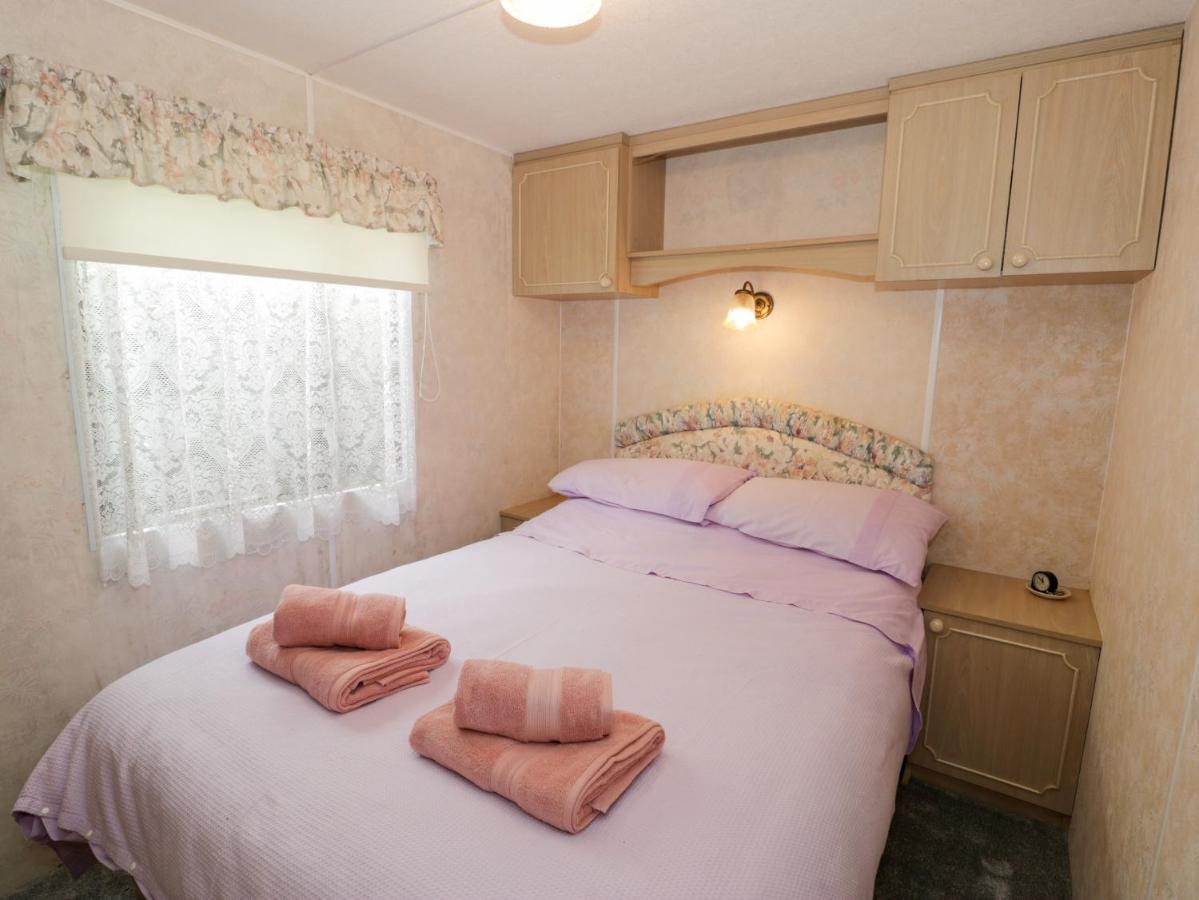 Fron Dderw Caravan Holyhead Εξωτερικό φωτογραφία