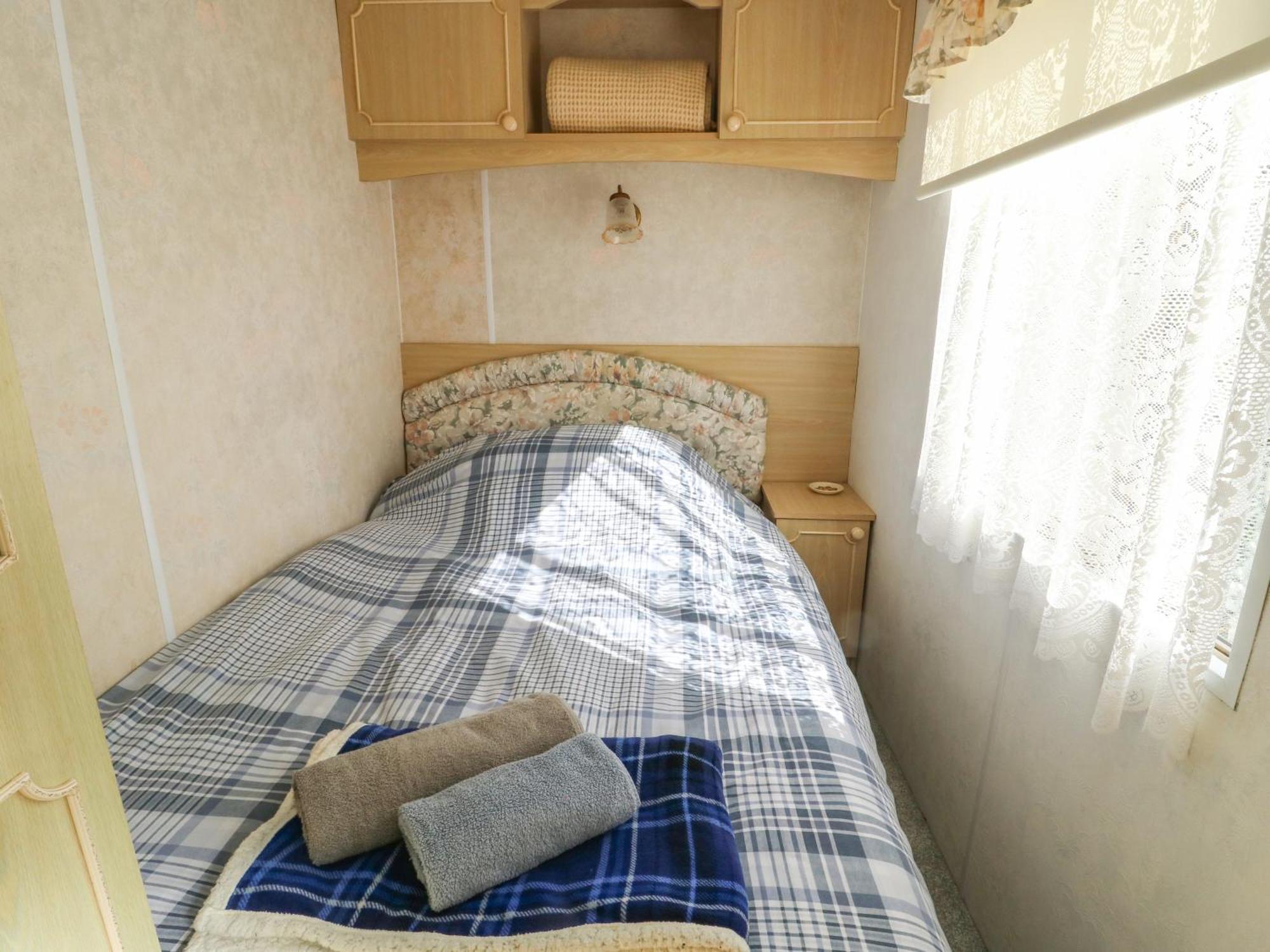 Fron Dderw Caravan Holyhead Εξωτερικό φωτογραφία