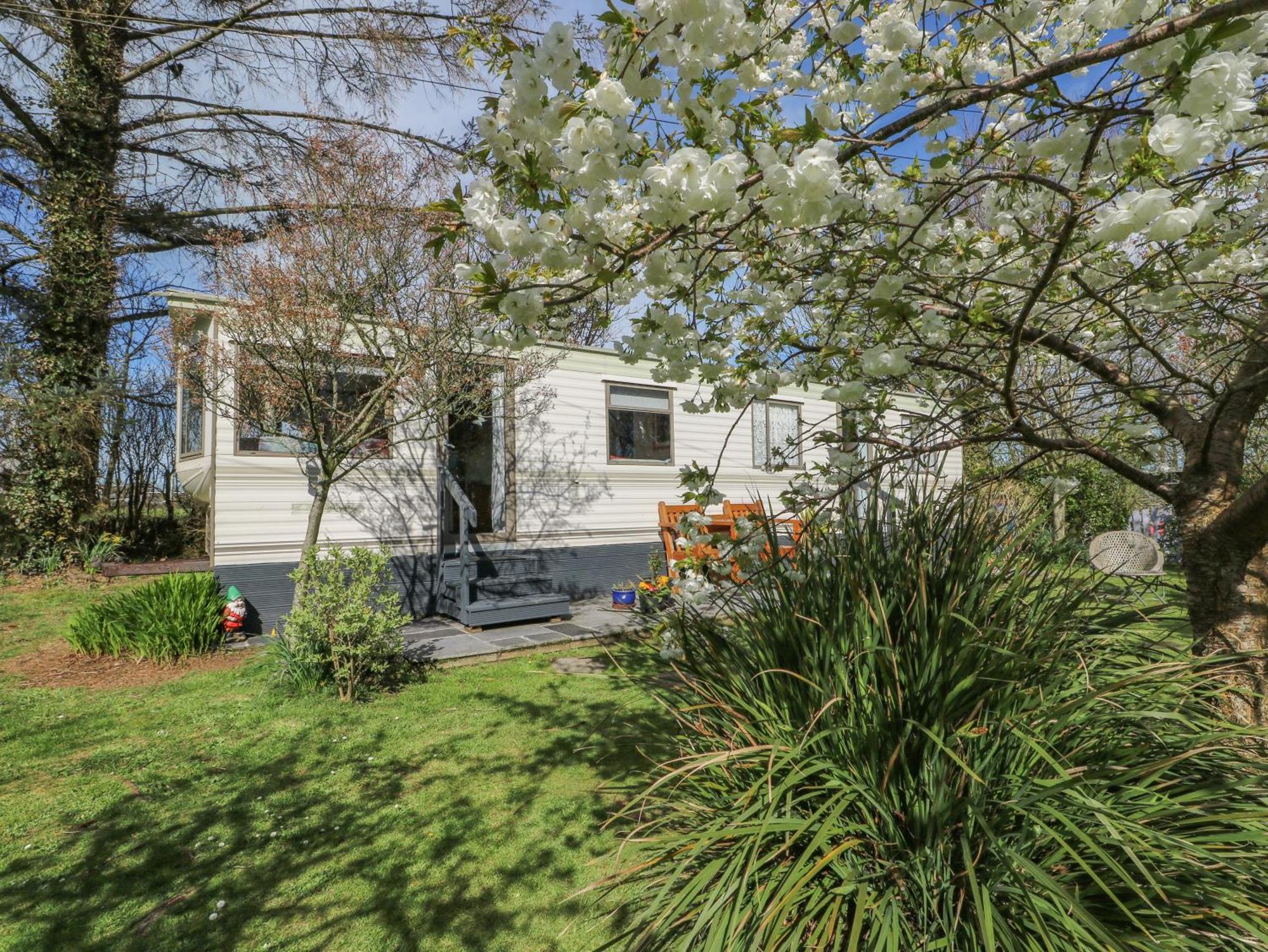 Fron Dderw Caravan Holyhead Εξωτερικό φωτογραφία